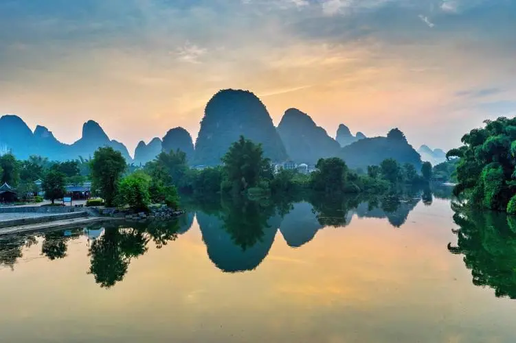 智能精密智慧工厂